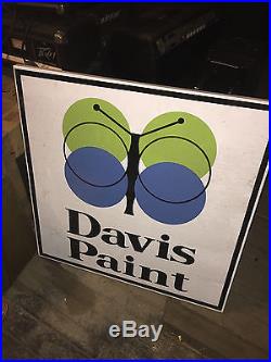 ORIGINAL VINTAGE DAVIS Paint PORCELAIN Advertising SIGN PAINTS Rare Design