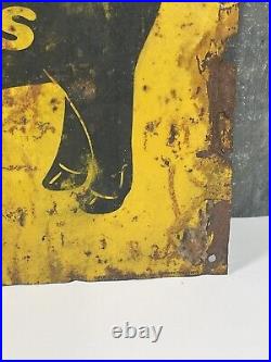 Original Vintage MOORMAN'S Minerals PIG Sign Painted Tin 13 3/4 X 9 1/2 (D8)