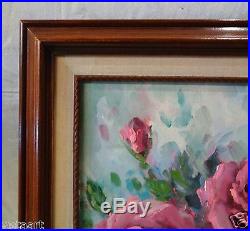 Signed Oil Painting By Linda Lynch Pink Roses w Vintage Decor Wood Frame 17x21