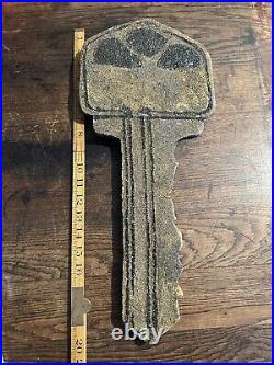 Vintage Hand Made Key Sign Hand Painted Hardware Store Signage Folk Art 2