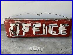 Vintage Neon Sign Motel Gas And Oil / Beautiful Condition And Paint. One Break