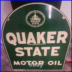 Vintage QUAKER STATE MOTOR OIL Tombstone 2-Sided Painted Sign 26-1/2 x 29 USA